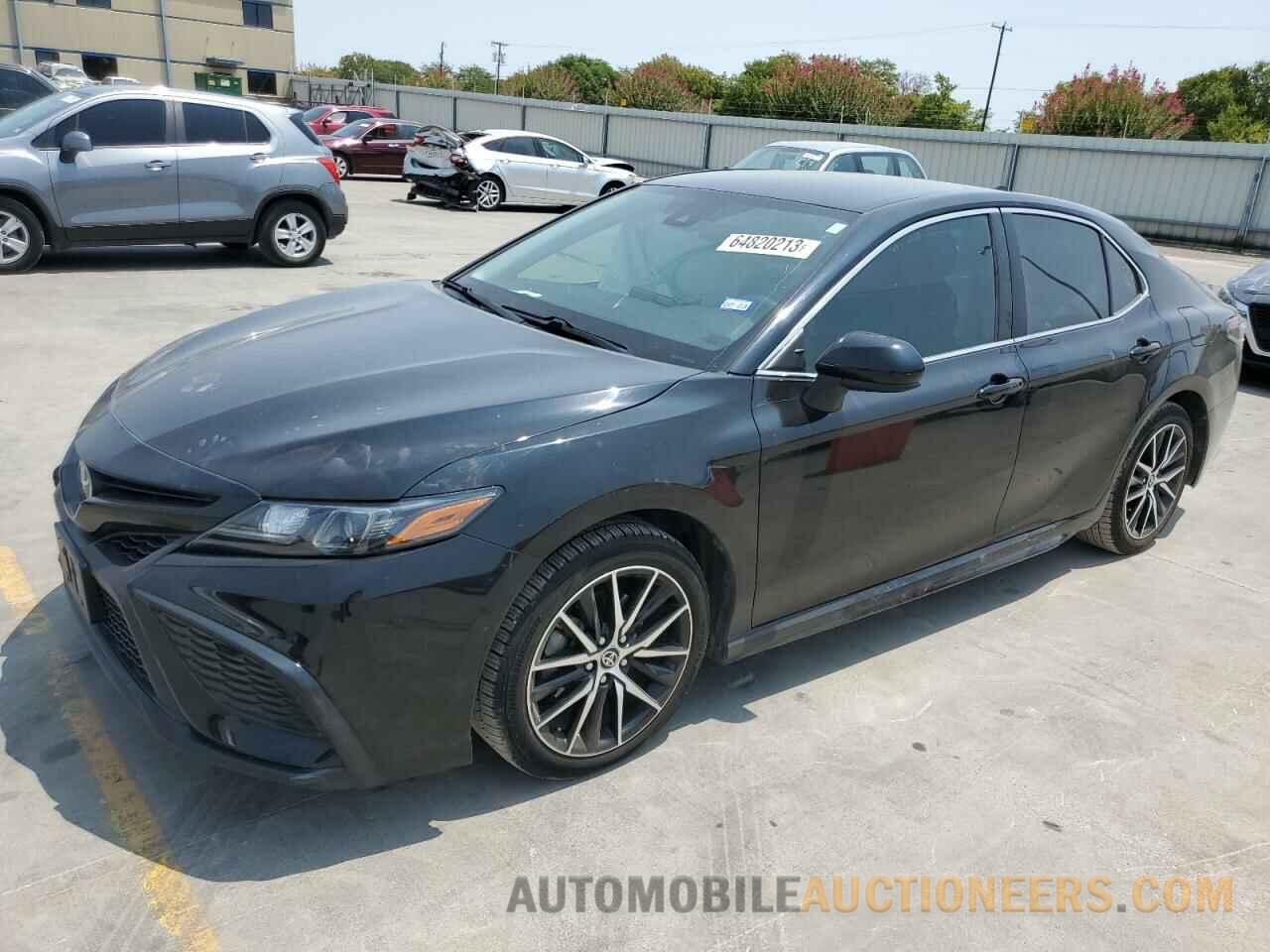 4T1G11AK5MU529889 TOYOTA CAMRY 2021