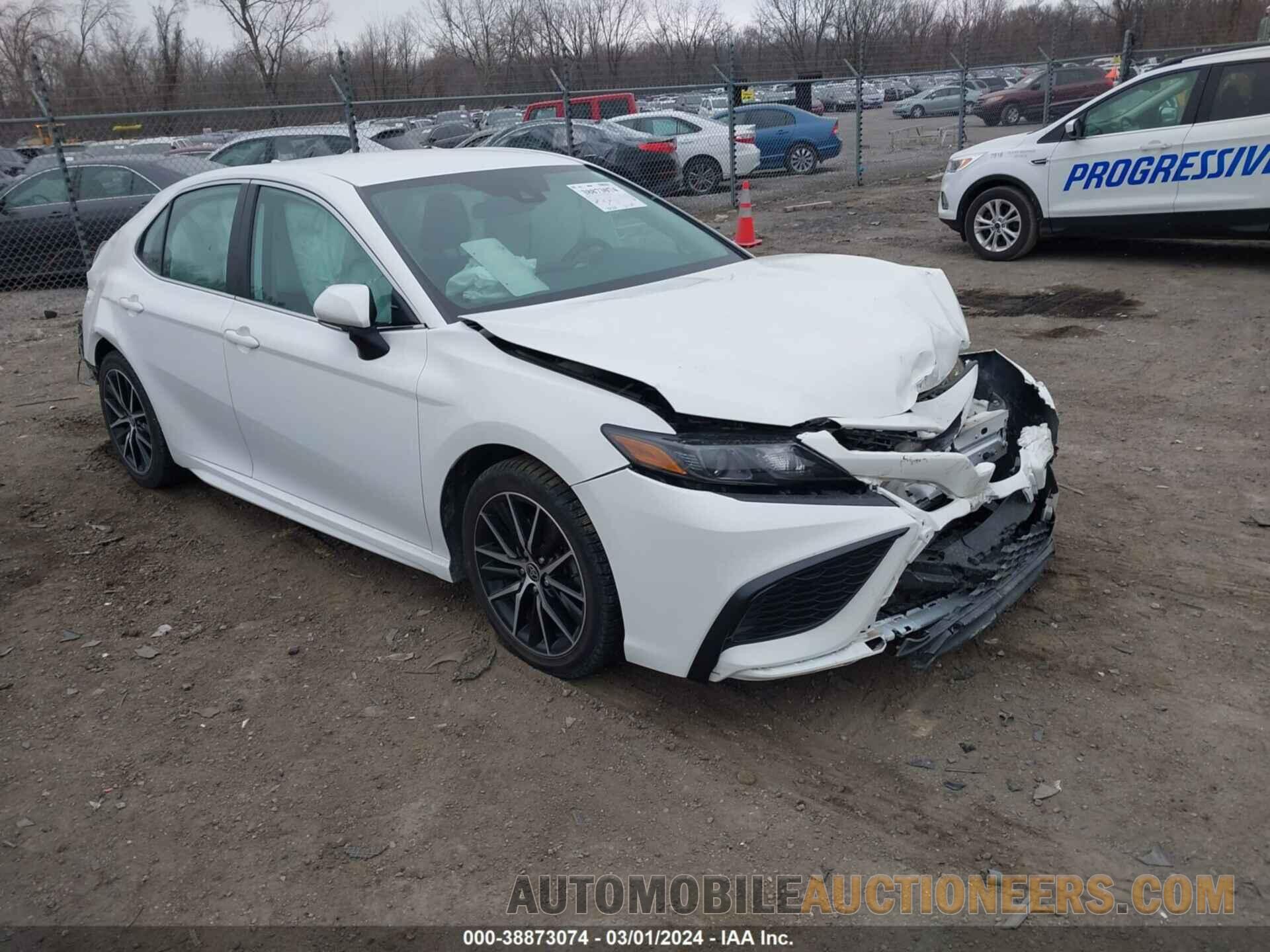 4T1G11AK5MU531836 TOYOTA CAMRY 2021