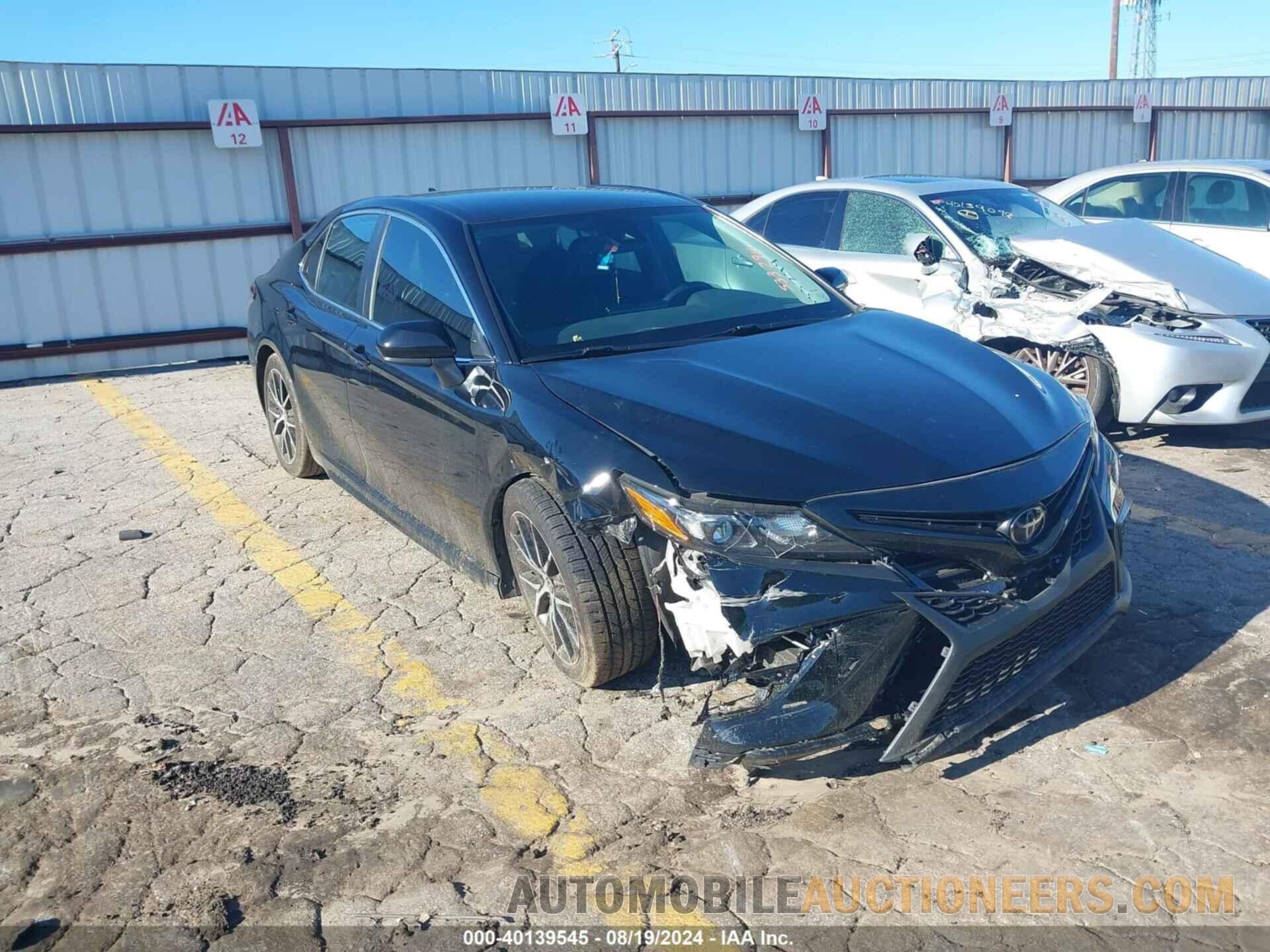 4T1G11AK5MU533294 TOYOTA CAMRY 2021