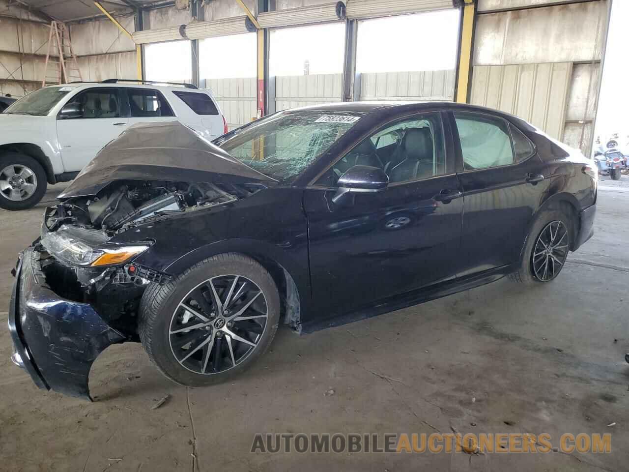 4T1G11AK5MU547549 TOYOTA CAMRY 2021