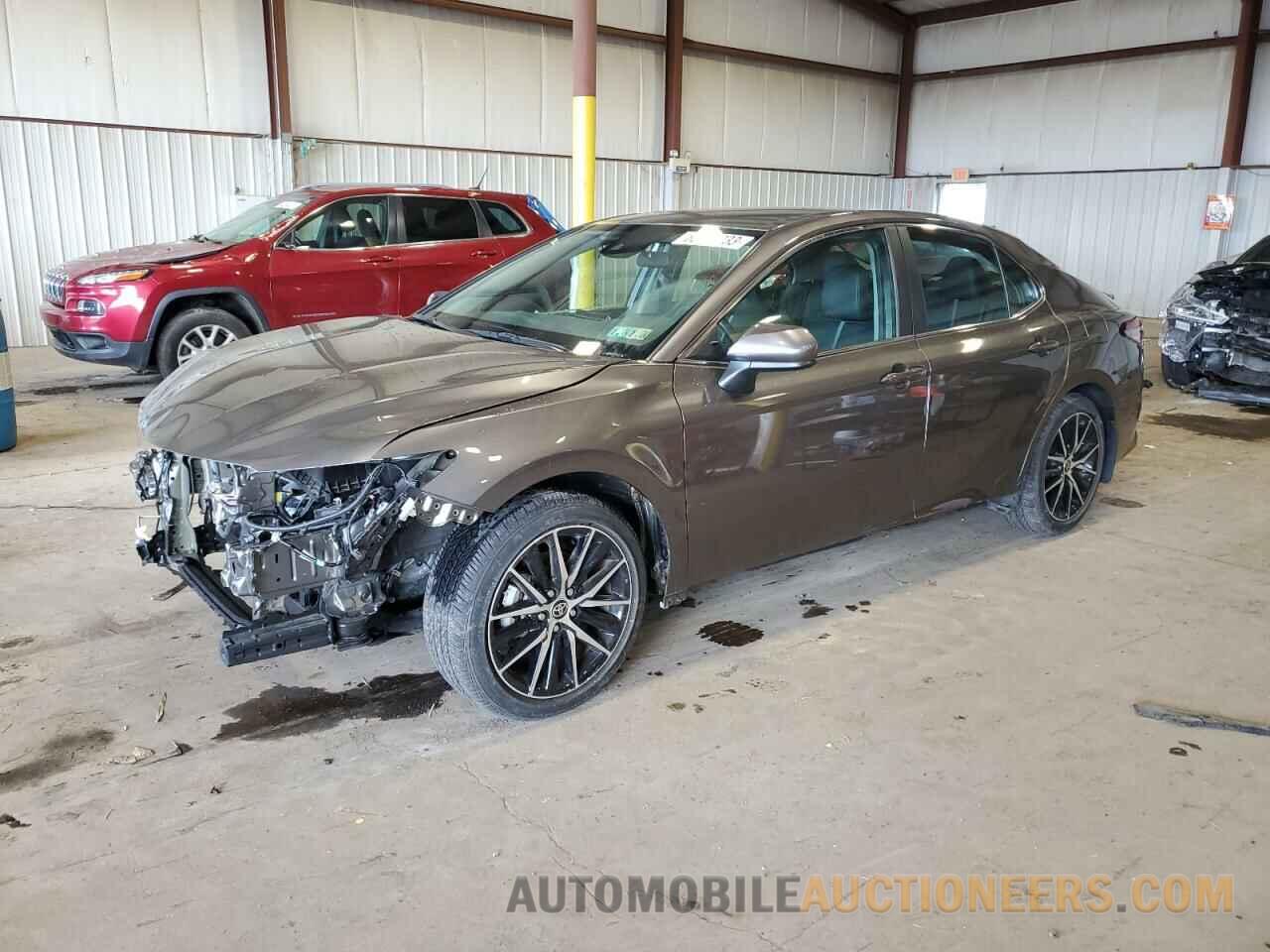 4T1G11AK5MU554601 TOYOTA CAMRY 2021