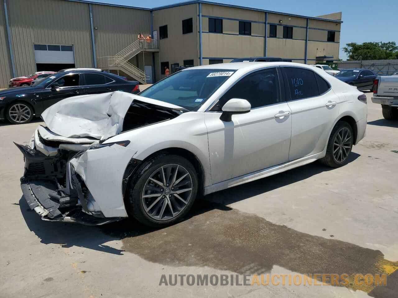 4T1G11AK5MU554727 TOYOTA CAMRY 2021