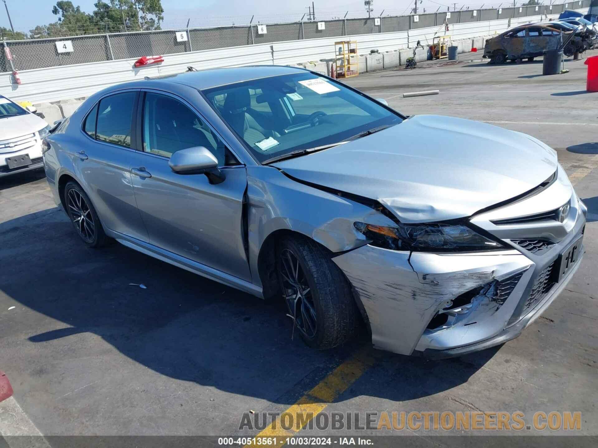 4T1G11AK5MU558955 TOYOTA CAMRY 2021