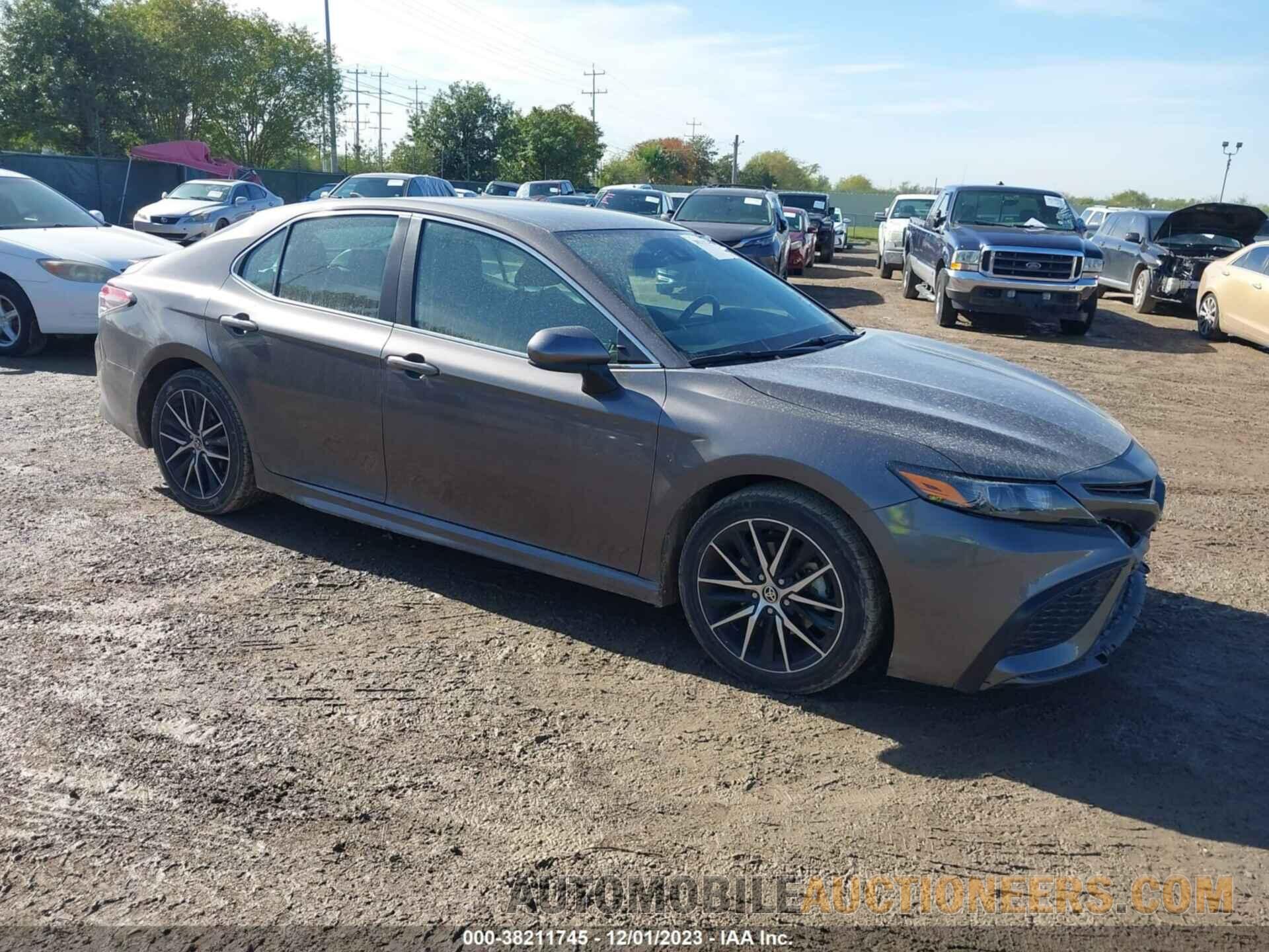 4T1G11AK5MU559751 TOYOTA CAMRY 2021