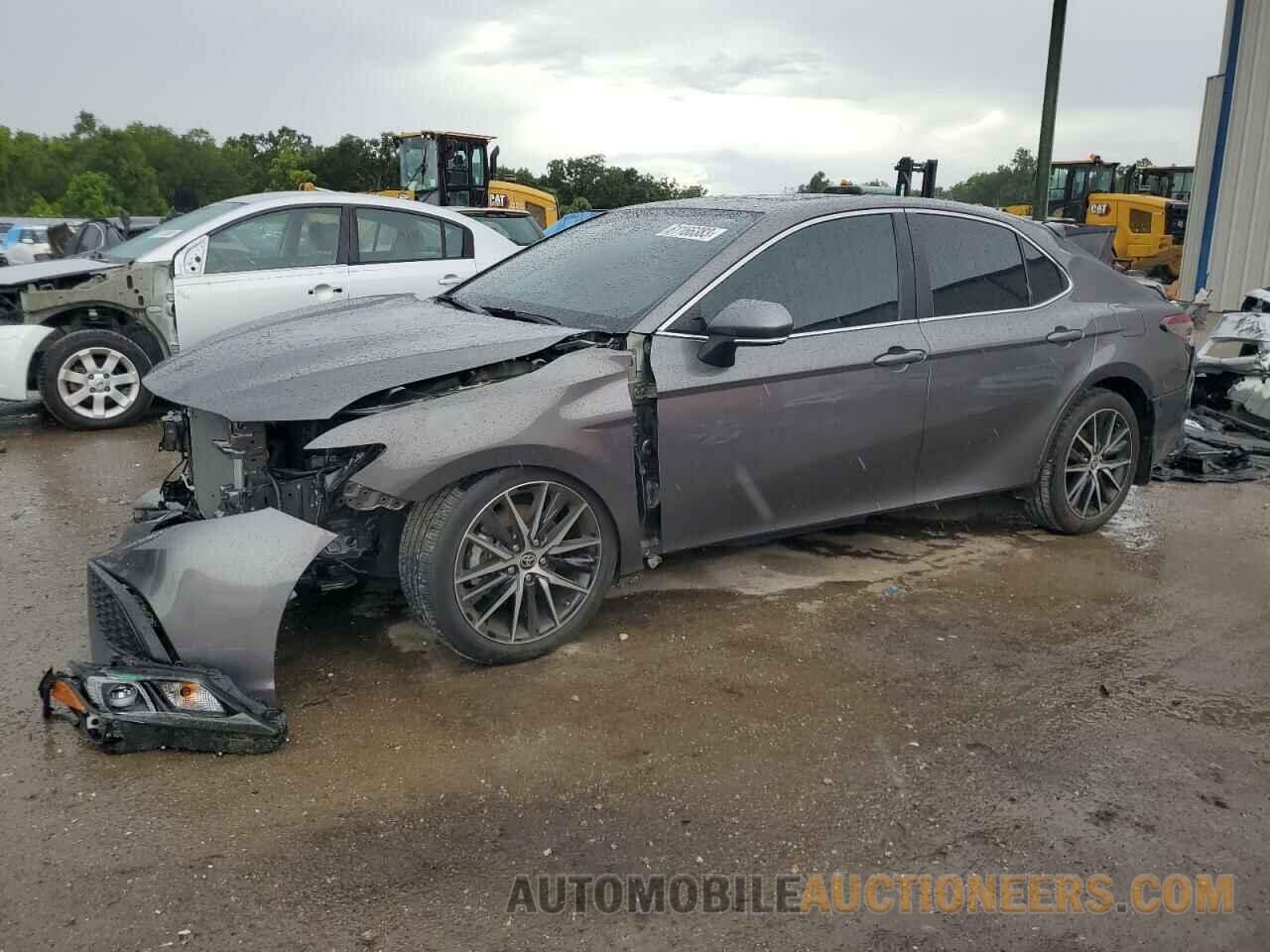 4T1G11AK5MU564853 TOYOTA CAMRY 2021