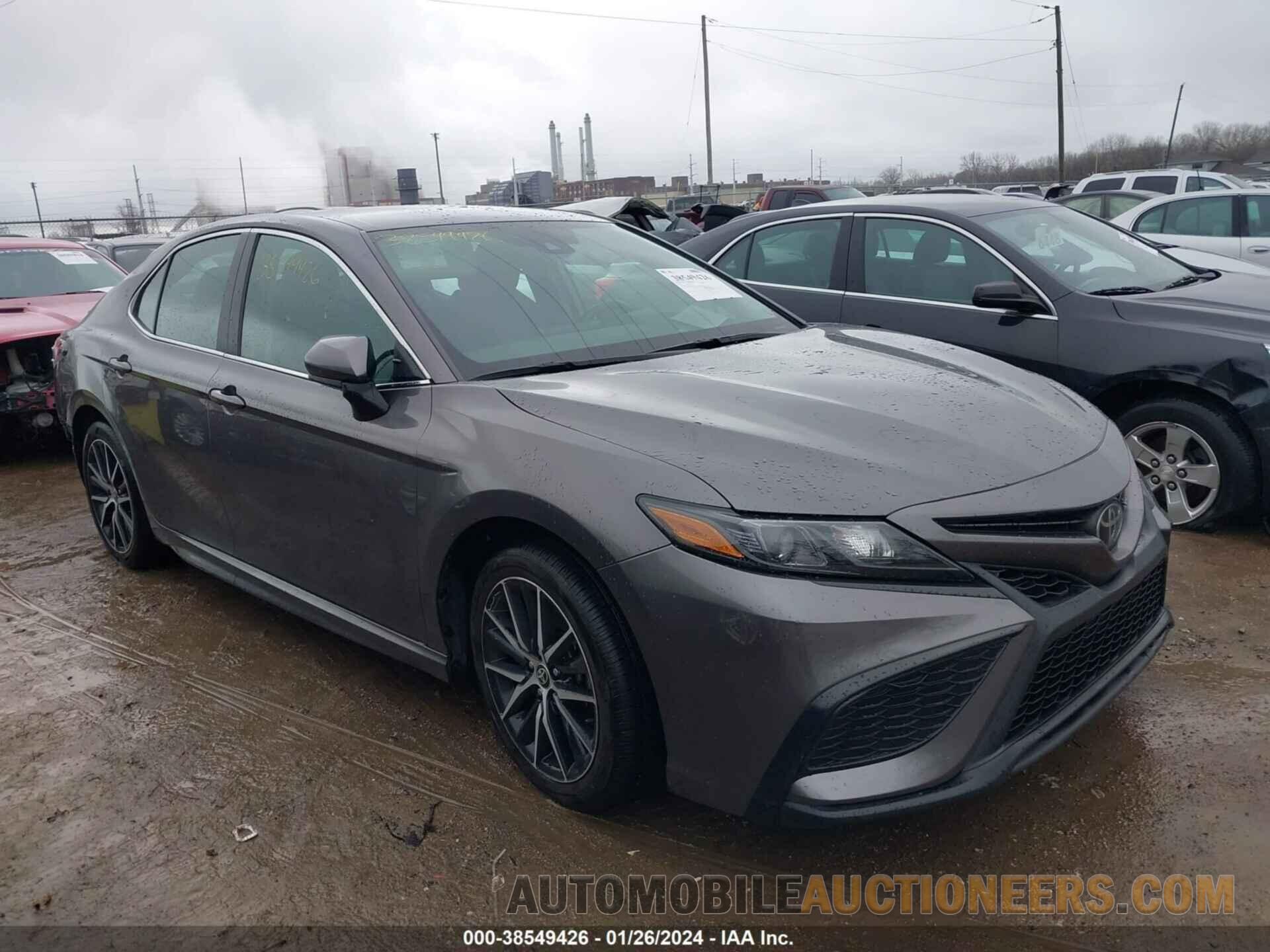 4T1G11AK5MU576436 TOYOTA CAMRY 2021