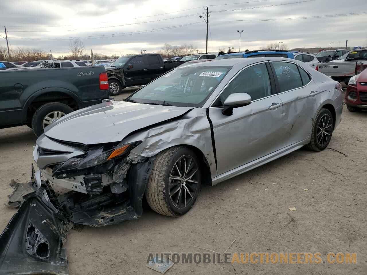 4T1G11AK5MU589042 TOYOTA CAMRY 2021