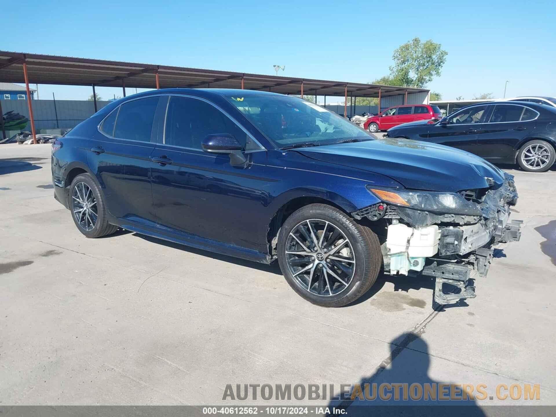 4T1G11AK5MU592815 TOYOTA CAMRY 2021