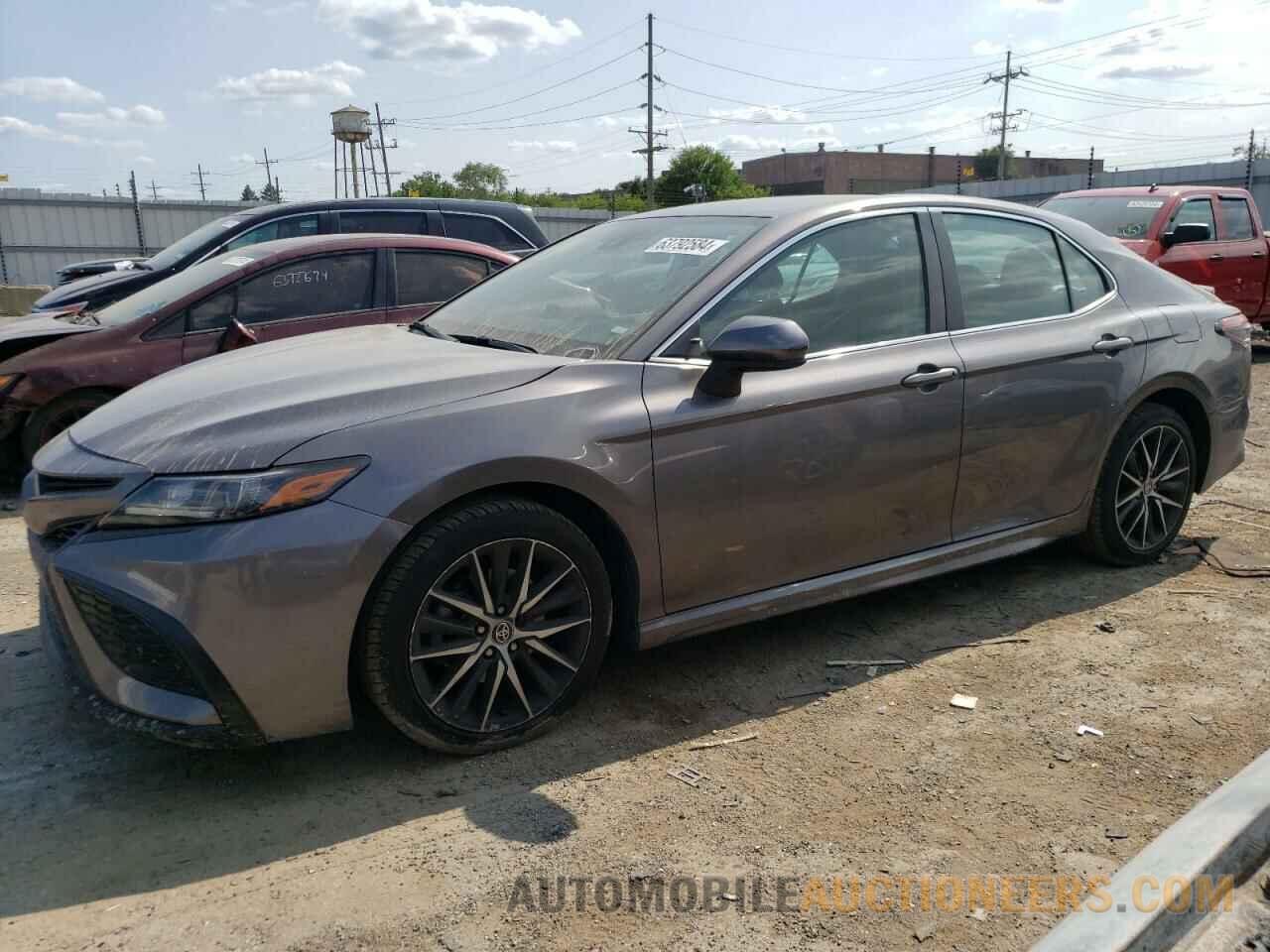 4T1G11AK5MU608897 TOYOTA CAMRY 2021