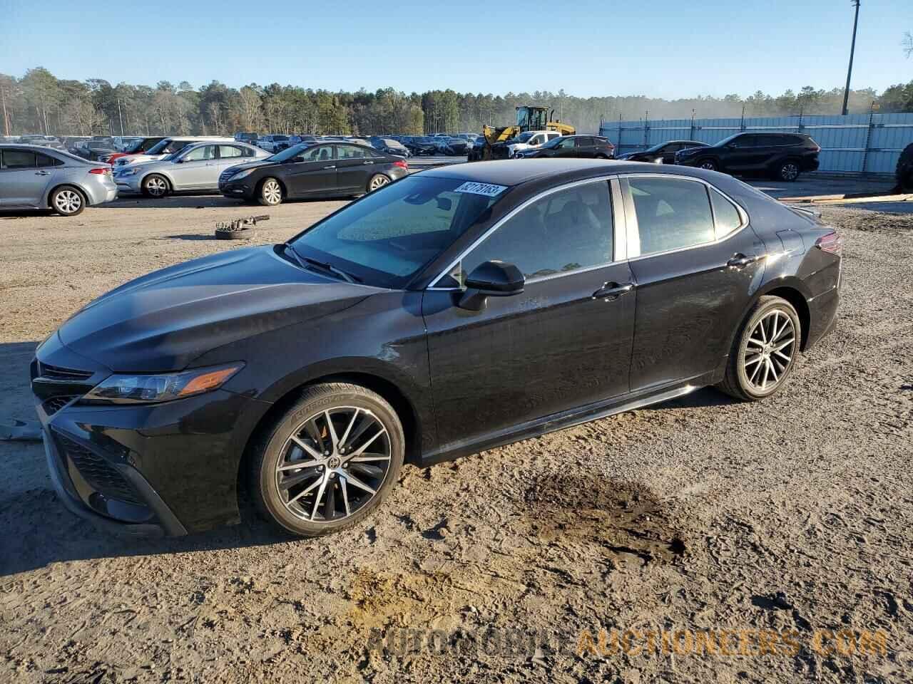 4T1G11AK5MU609046 TOYOTA CAMRY 2021