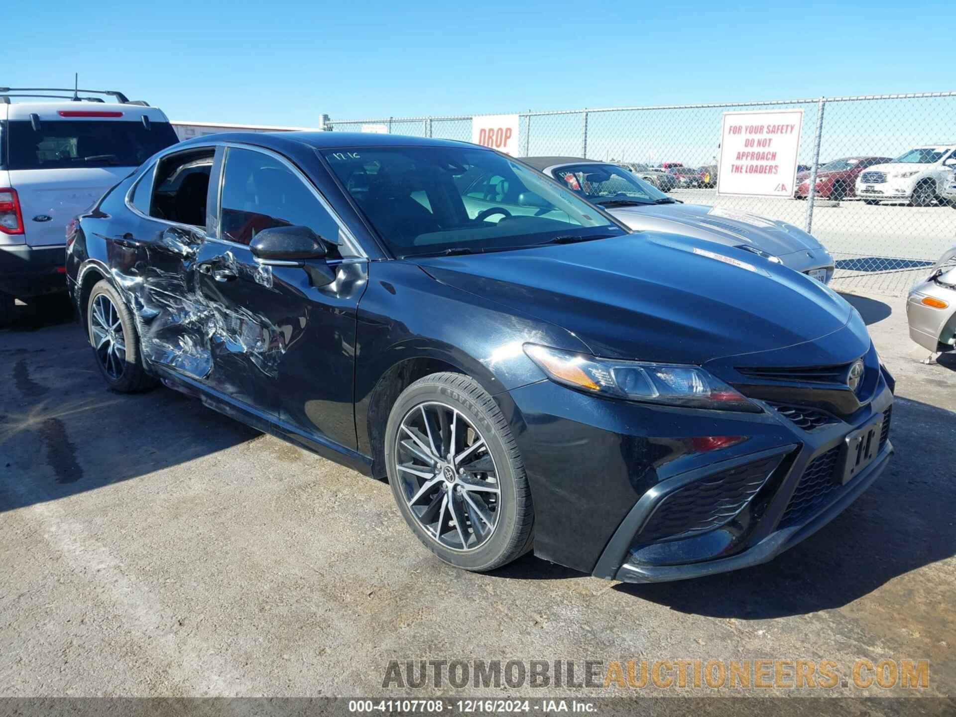 4T1G11AK5NU005093 TOYOTA CAMRY 2022