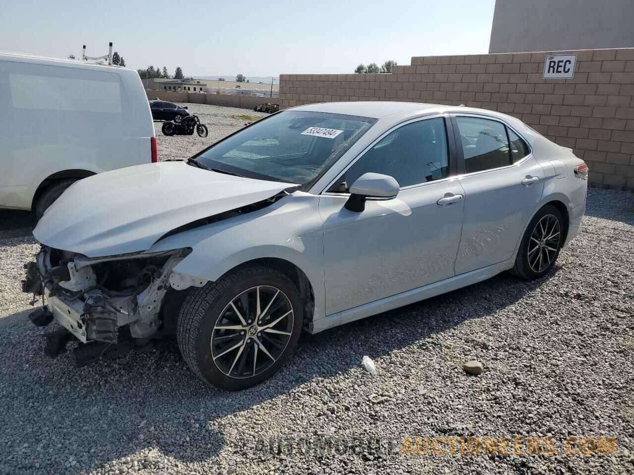 4T1G11AK5NU009628 TOYOTA CAMRY 2022