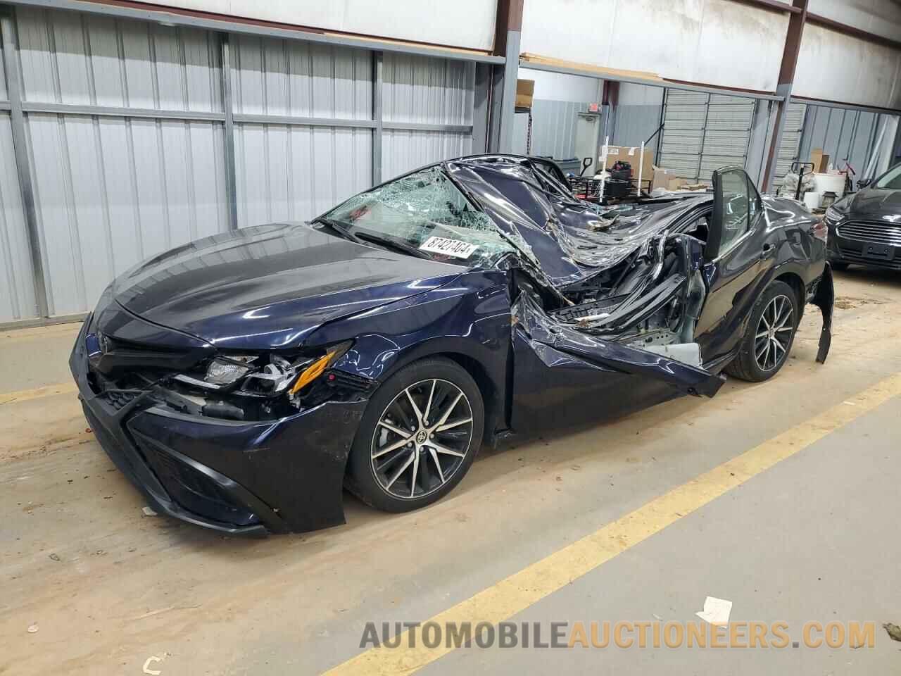 4T1G11AK5NU014506 TOYOTA CAMRY 2022