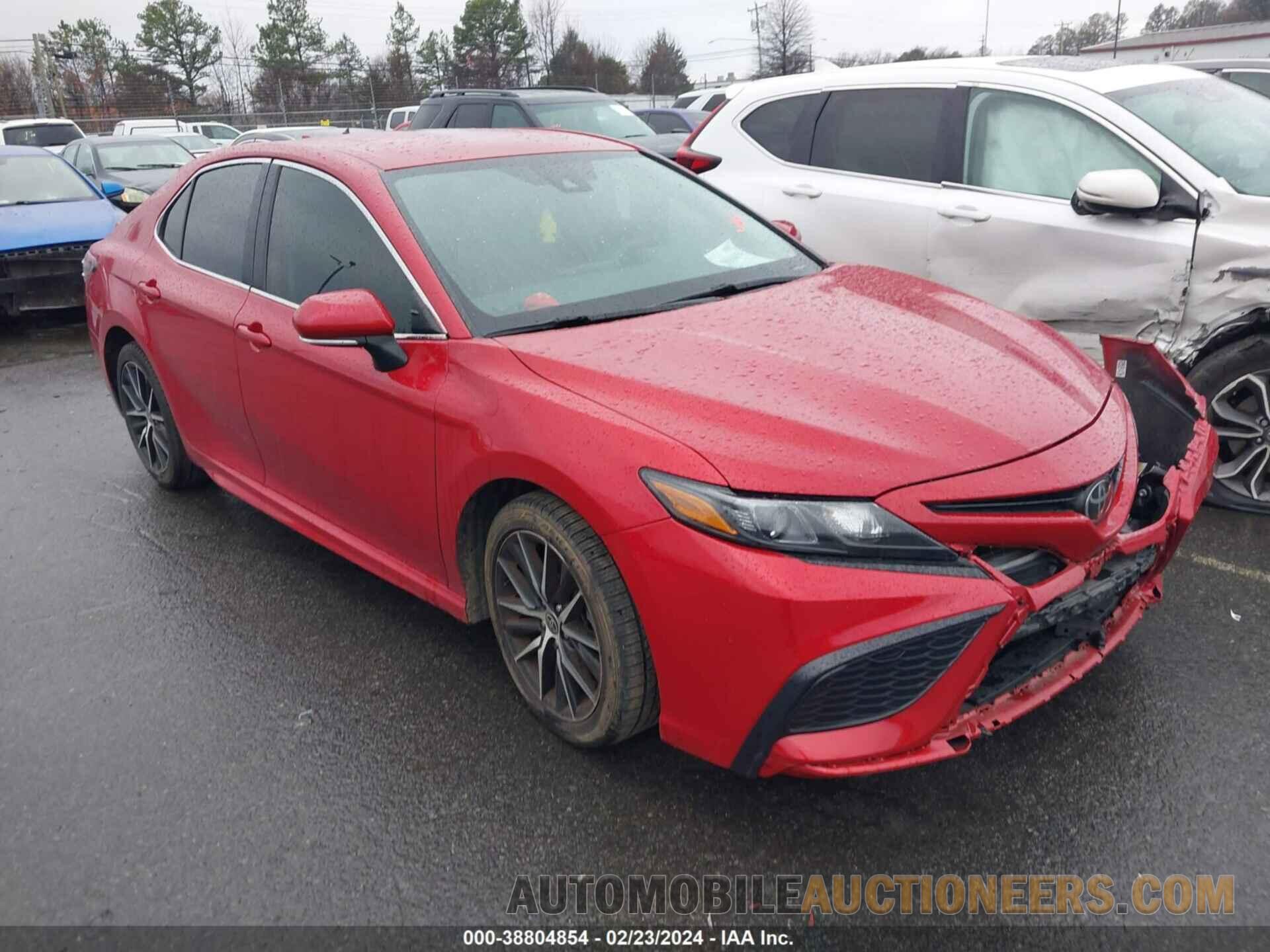 4T1G11AK5NU019012 TOYOTA CAMRY 2022