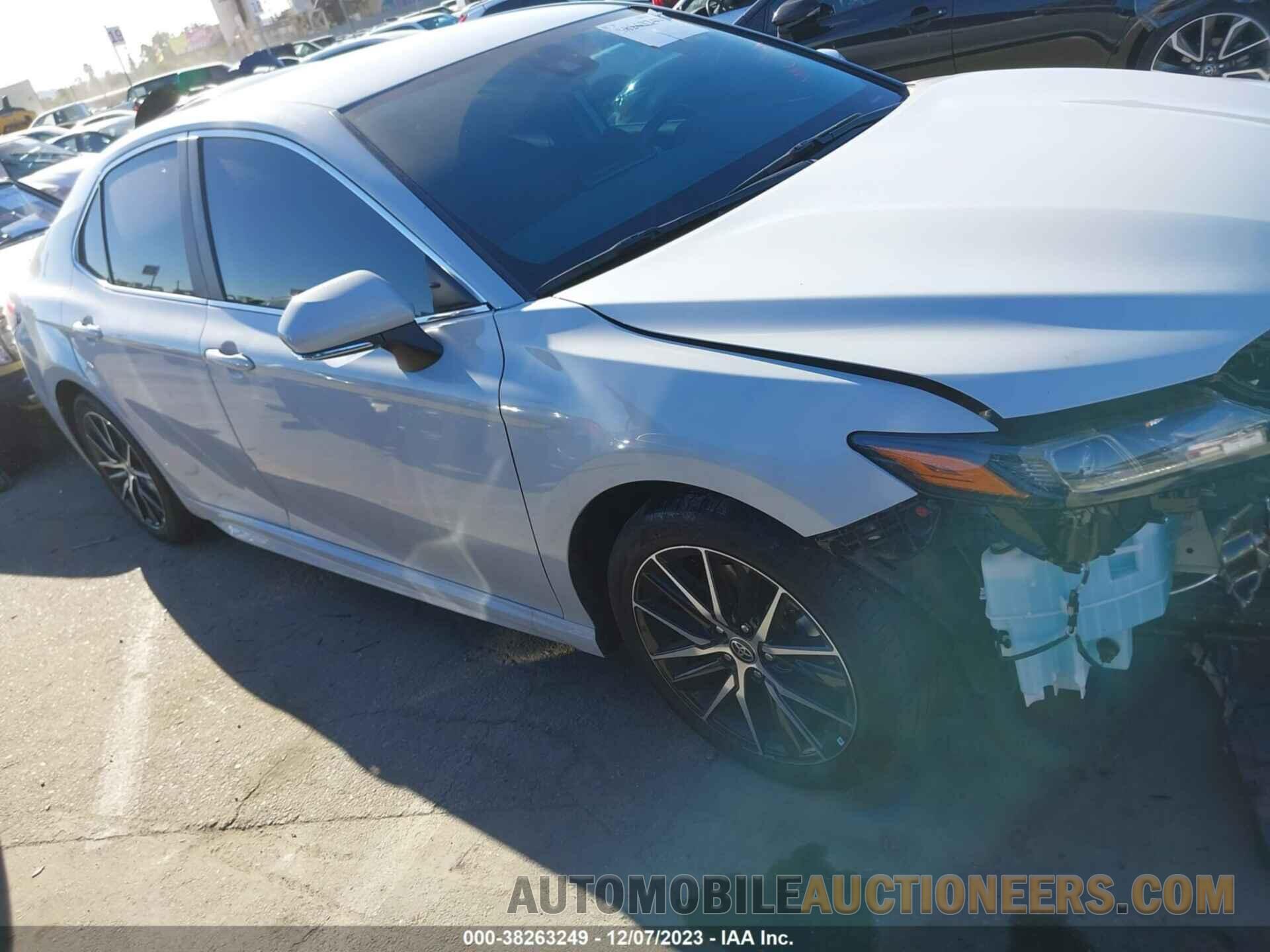 4T1G11AK5NU049367 TOYOTA CAMRY 2022