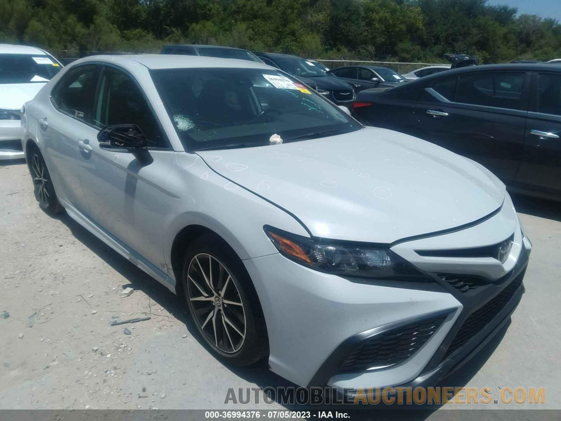 4T1G11AK5NU062121 TOYOTA CAMRY 2022