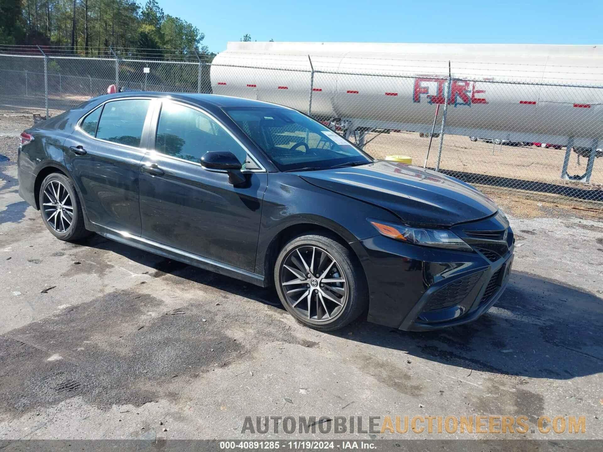 4T1G11AK5NU076374 TOYOTA CAMRY 2022