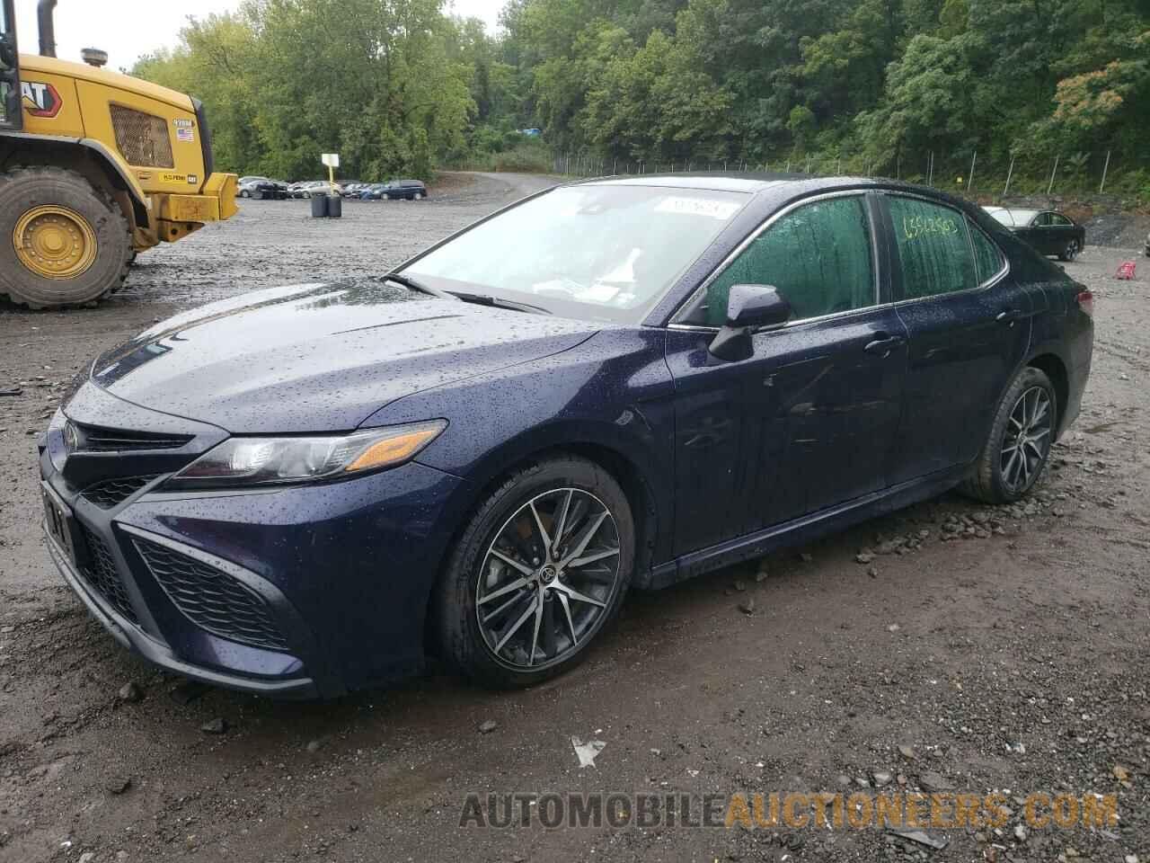 4T1G11AK5NU622588 TOYOTA CAMRY 2022