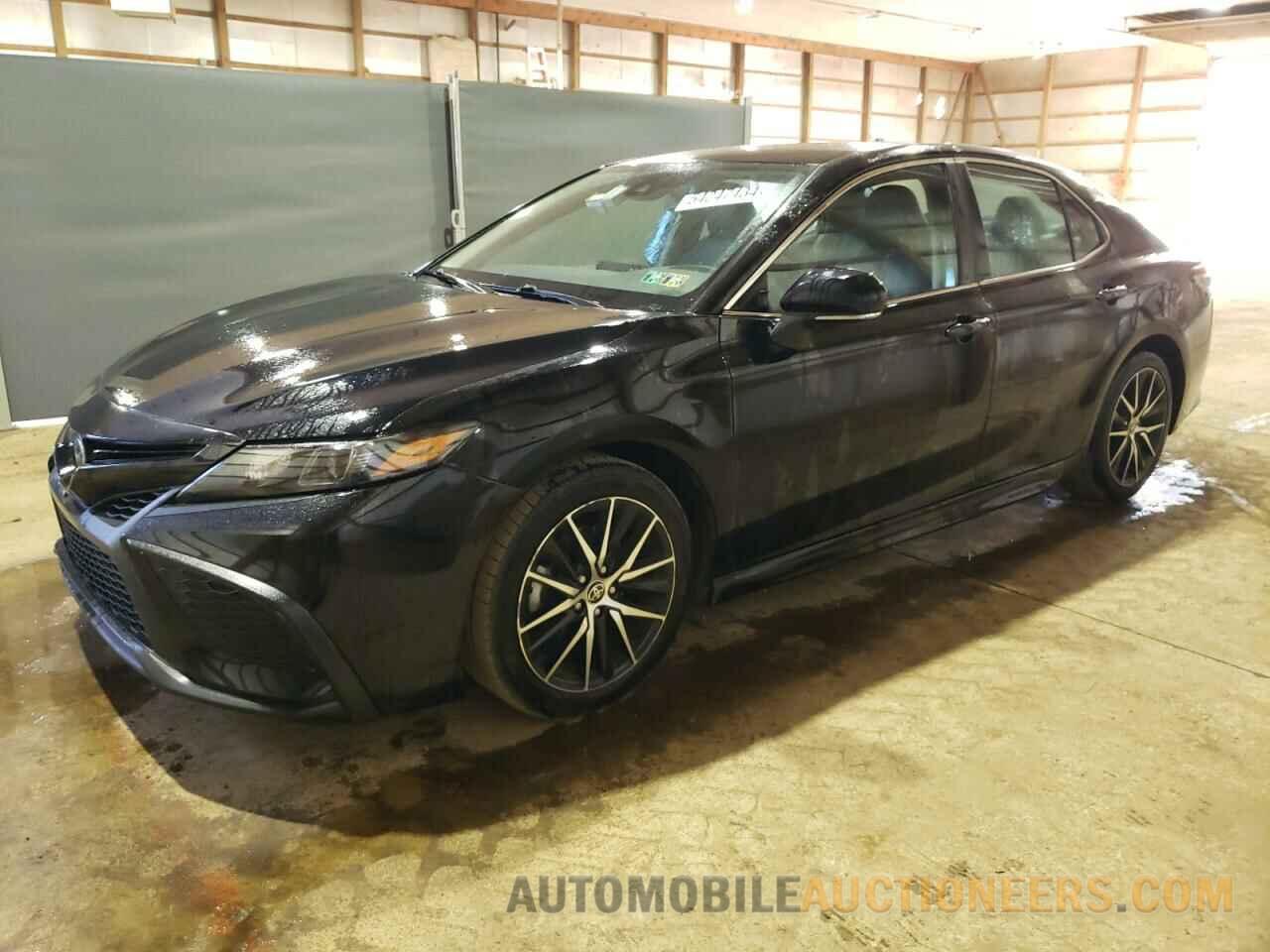 4T1G11AK5NU622624 TOYOTA CAMRY 2022