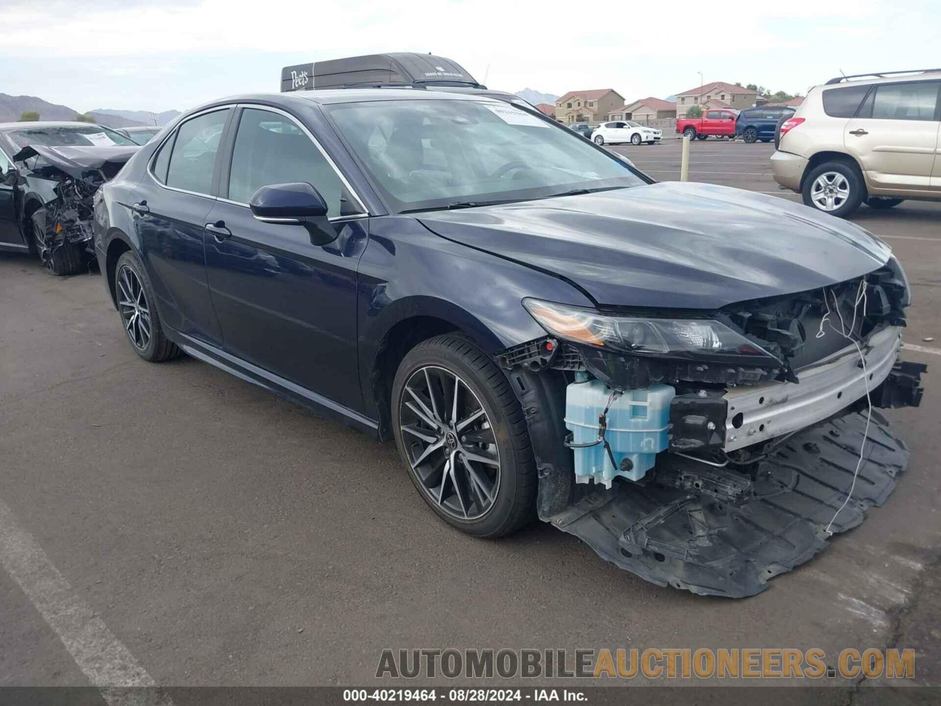 4T1G11AK5NU670334 TOYOTA CAMRY 2022