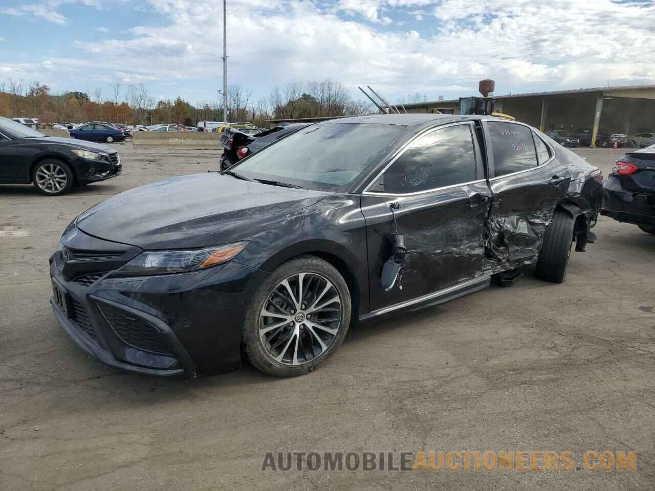 4T1G11AK5NU697291 TOYOTA CAMRY 2022