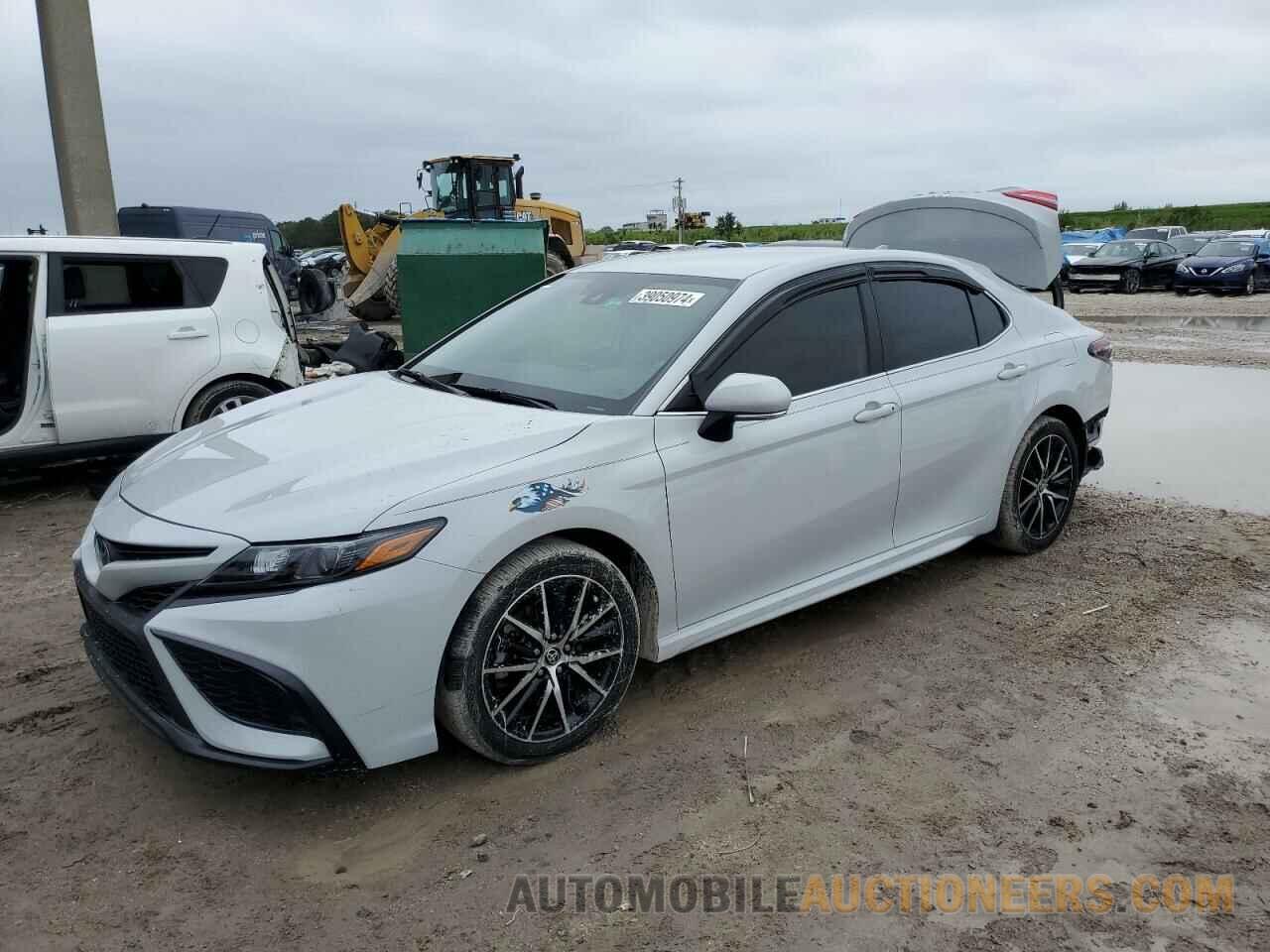 4T1G11AK5PU102815 TOYOTA CAMRY 2023