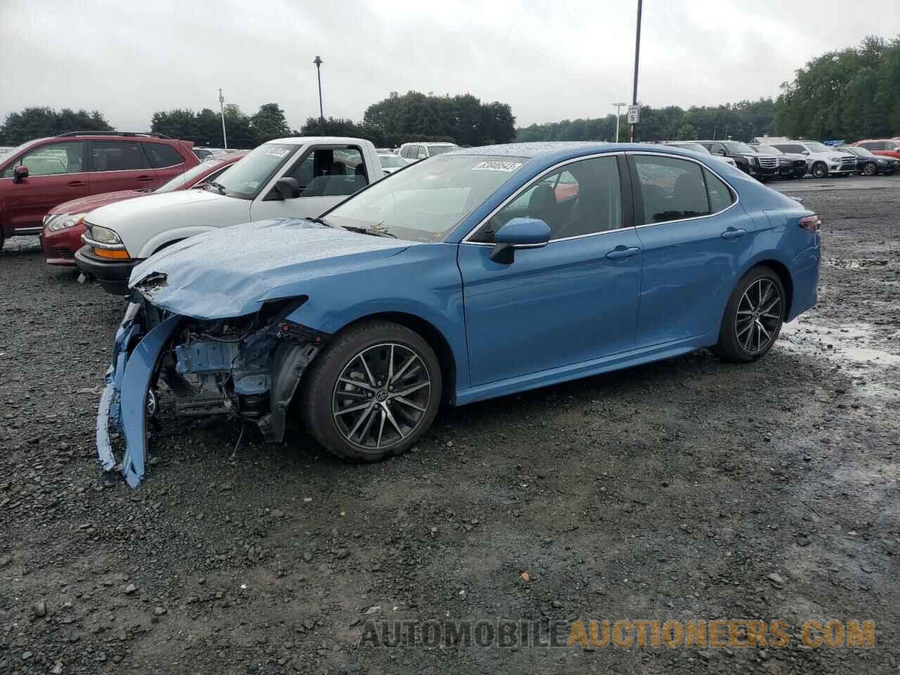 4T1G11AK5PU135555 TOYOTA CAMRY 2023