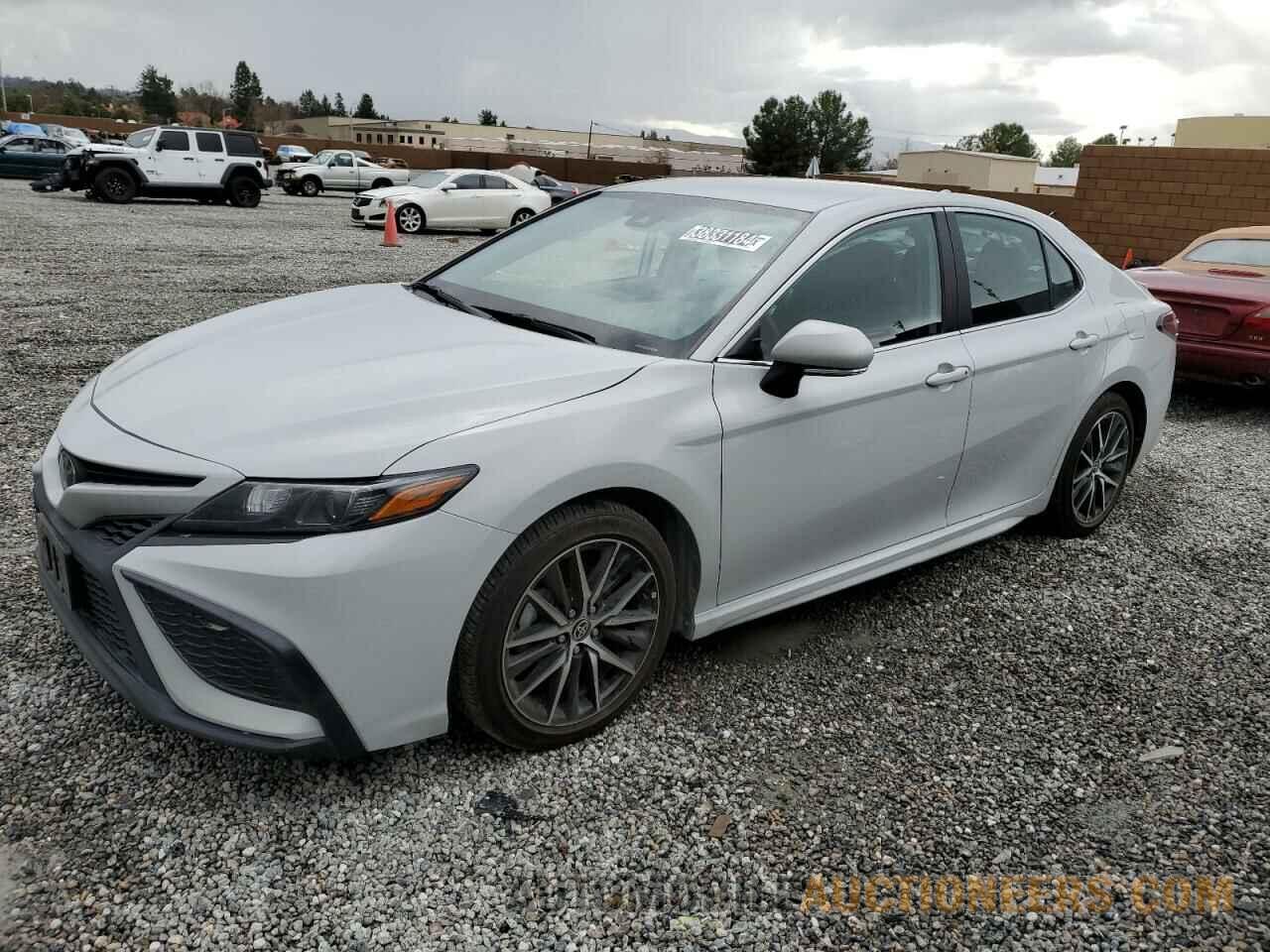 4T1G11AK5PU142439 TOYOTA CAMRY 2023