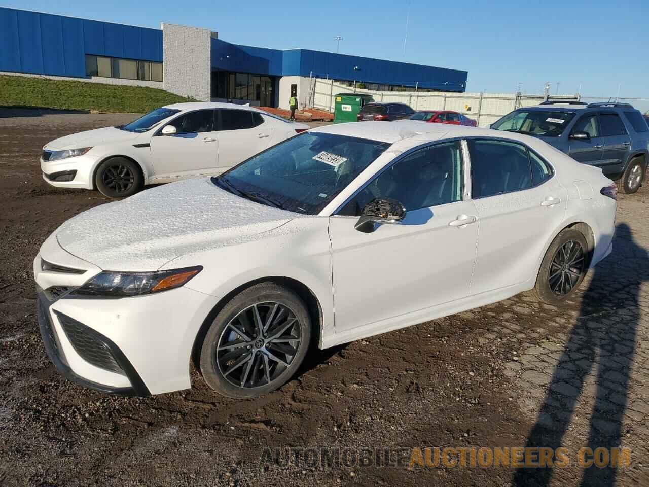 4T1G11AK5PU173898 TOYOTA CAMRY 2023