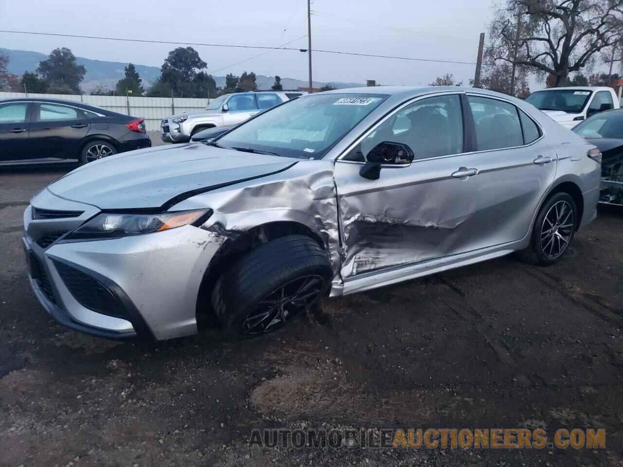 4T1G11AK5PU737338 TOYOTA CAMRY 2023