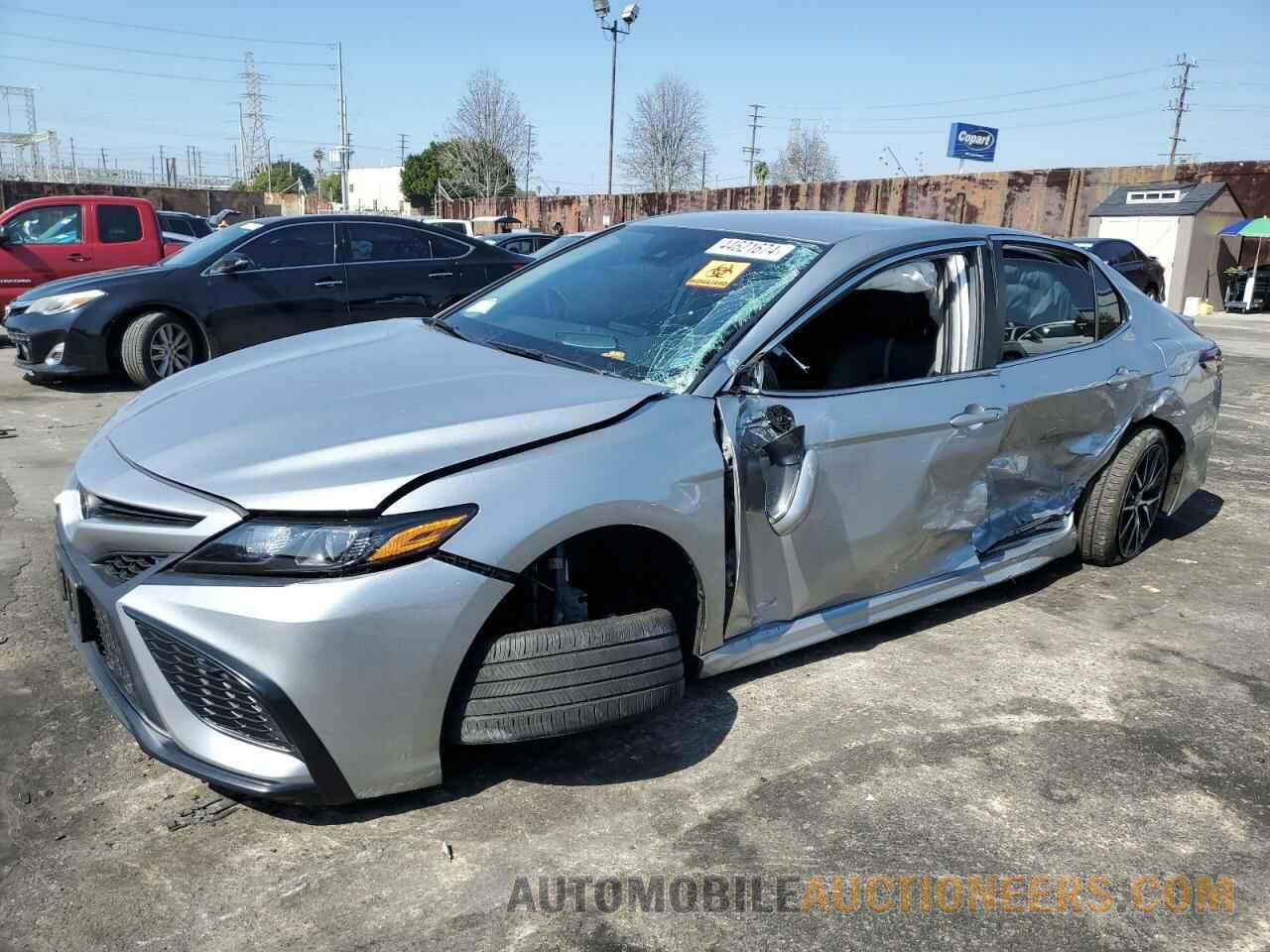 4T1G11AK5PU738697 TOYOTA CAMRY 2023