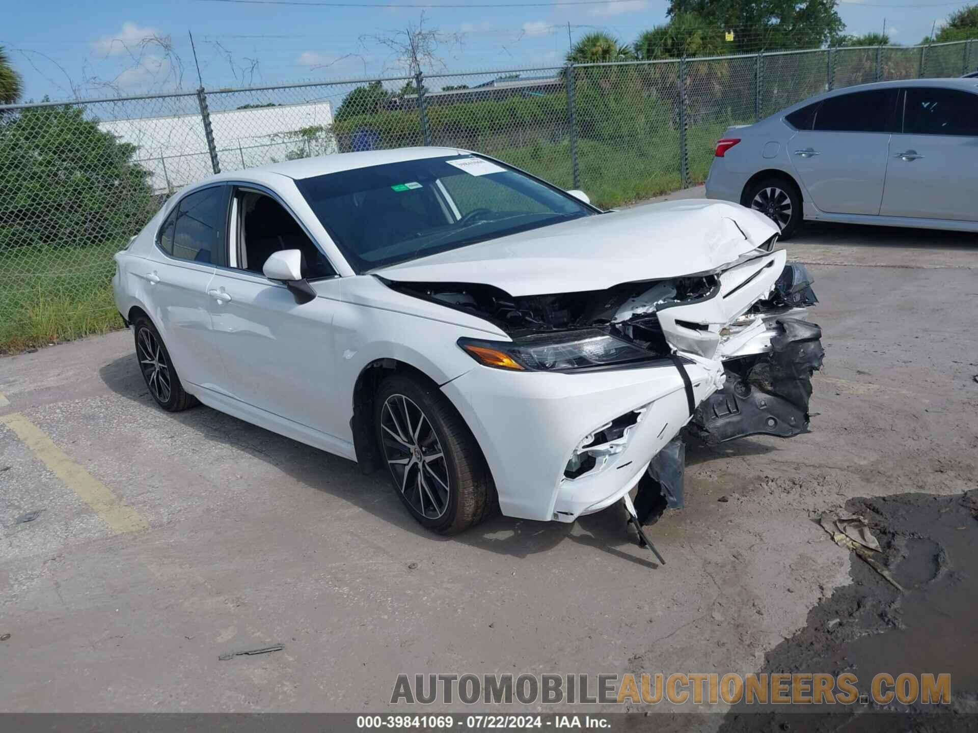 4T1G11AK5PU796941 TOYOTA CAMRY 2023