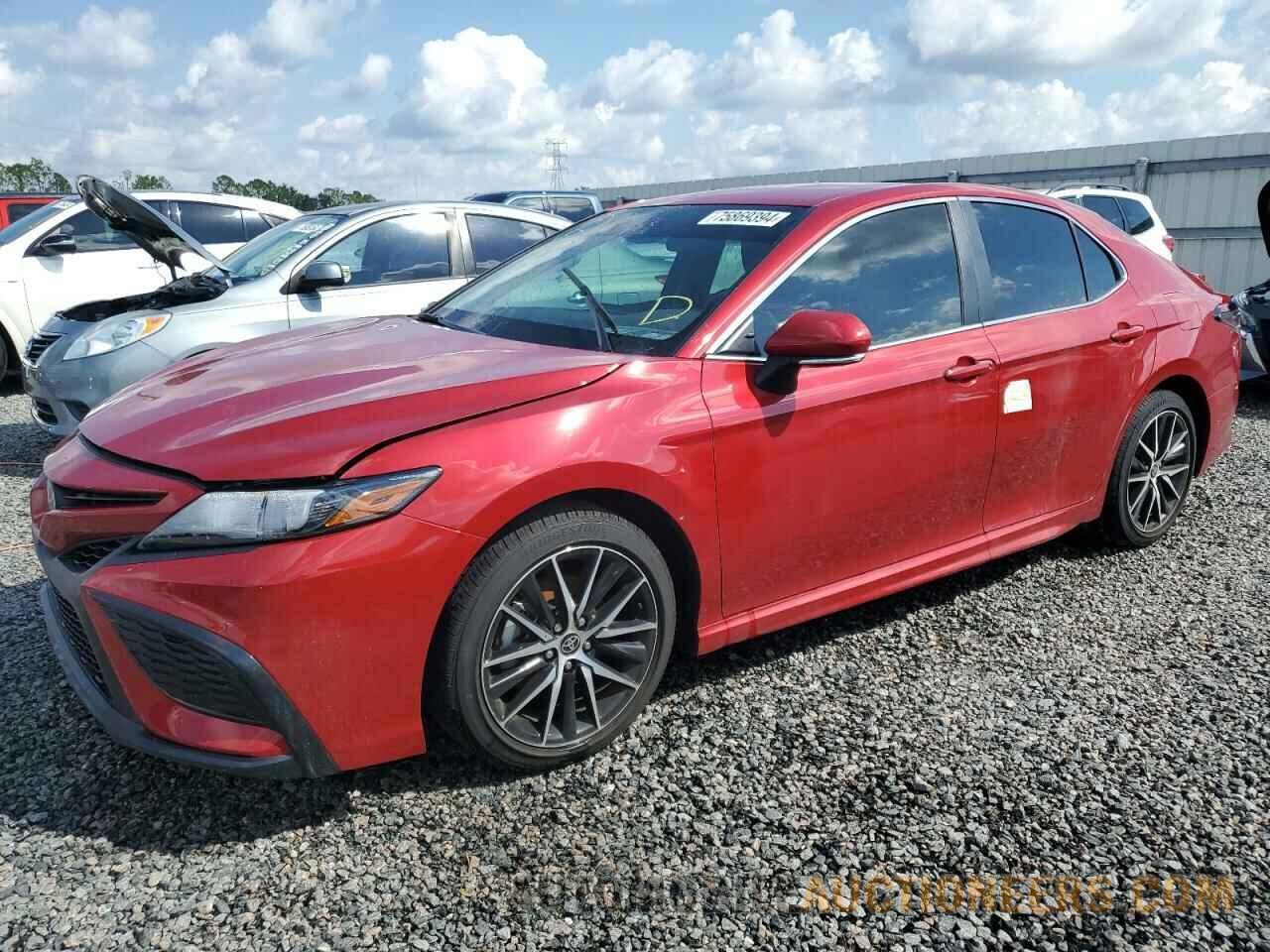 4T1G11AK5RU214405 TOYOTA CAMRY 2024