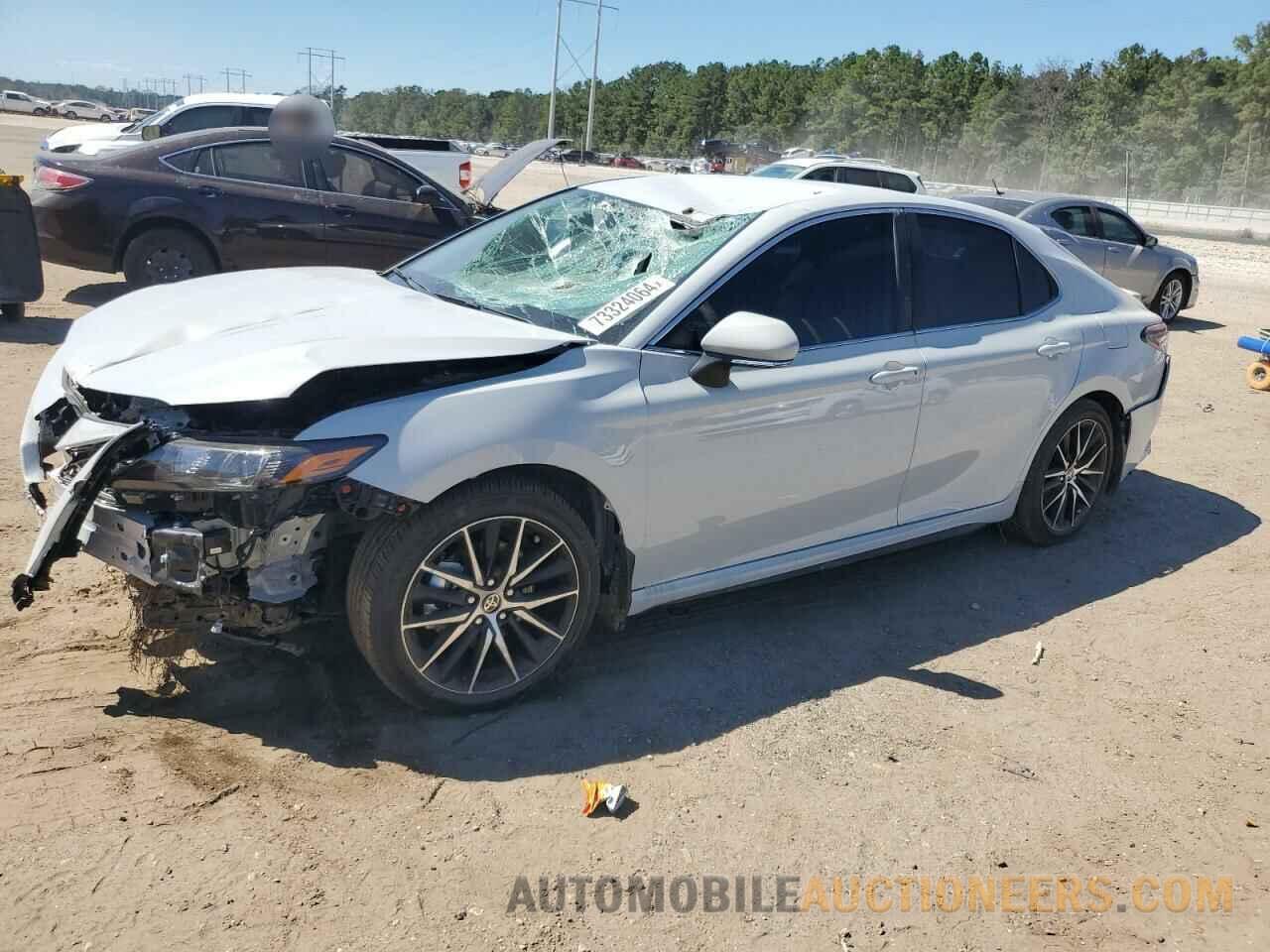 4T1G11AK5RU260509 TOYOTA CAMRY 2024