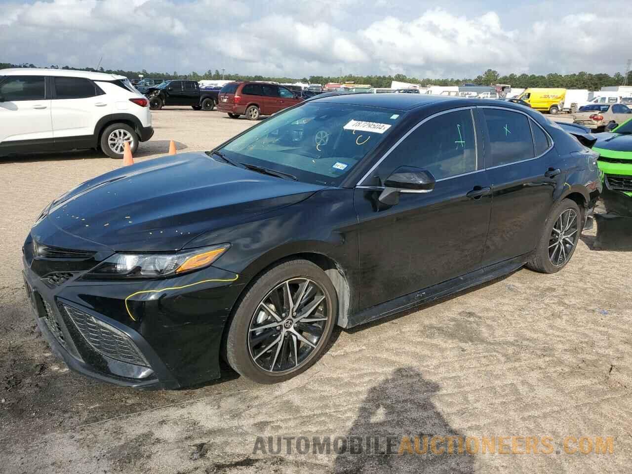 4T1G11AK5RU262938 TOYOTA CAMRY 2024