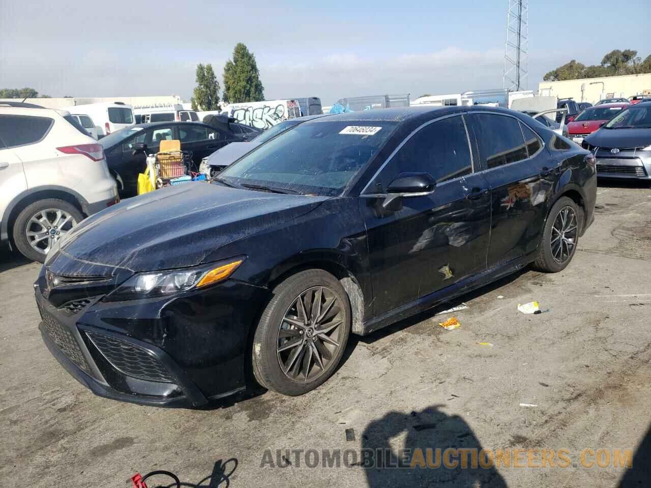 4T1G11AK5RU856848 TOYOTA CAMRY 2024