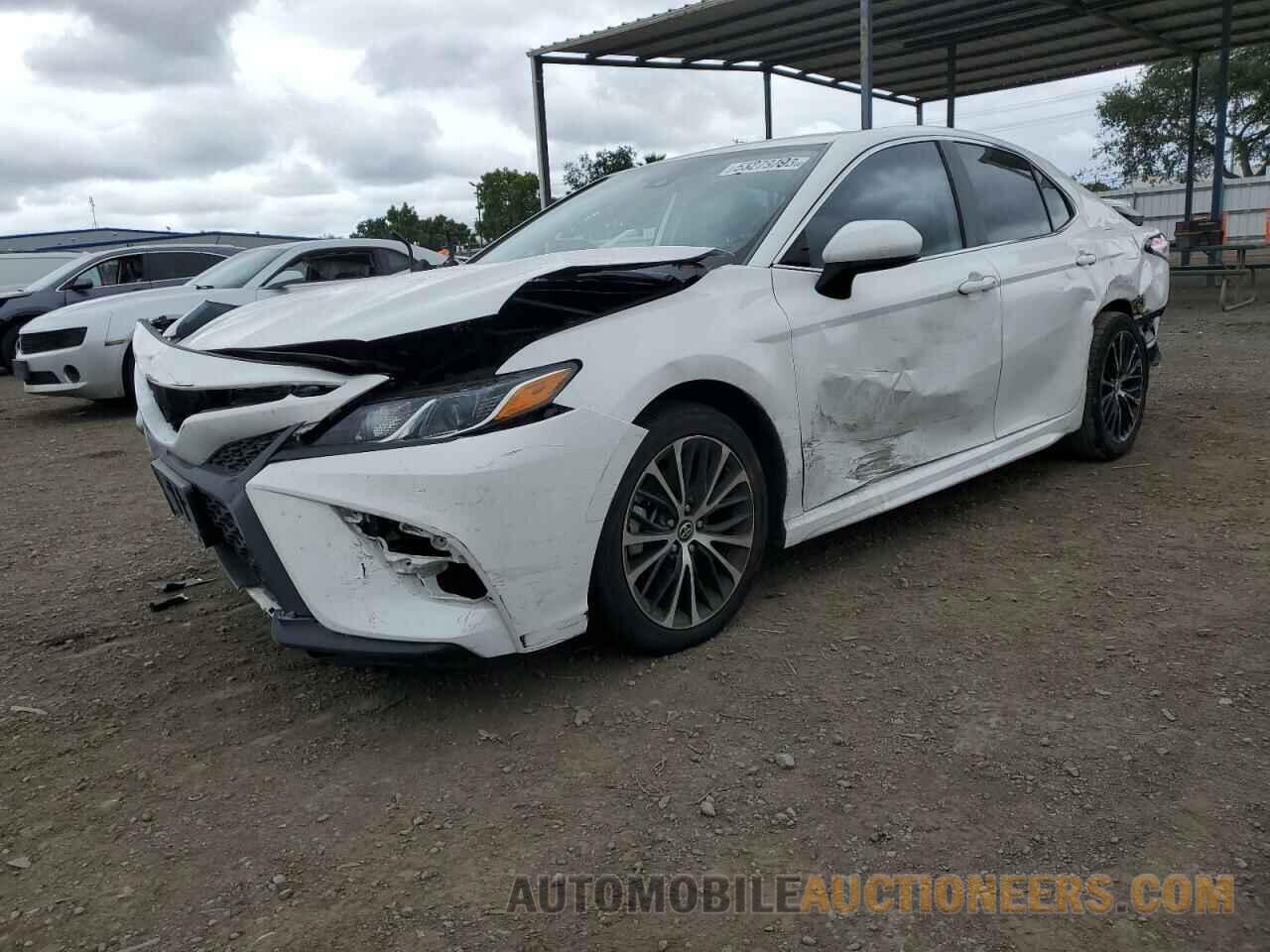 4T1G11AK6LU356611 TOYOTA CAMRY 2020