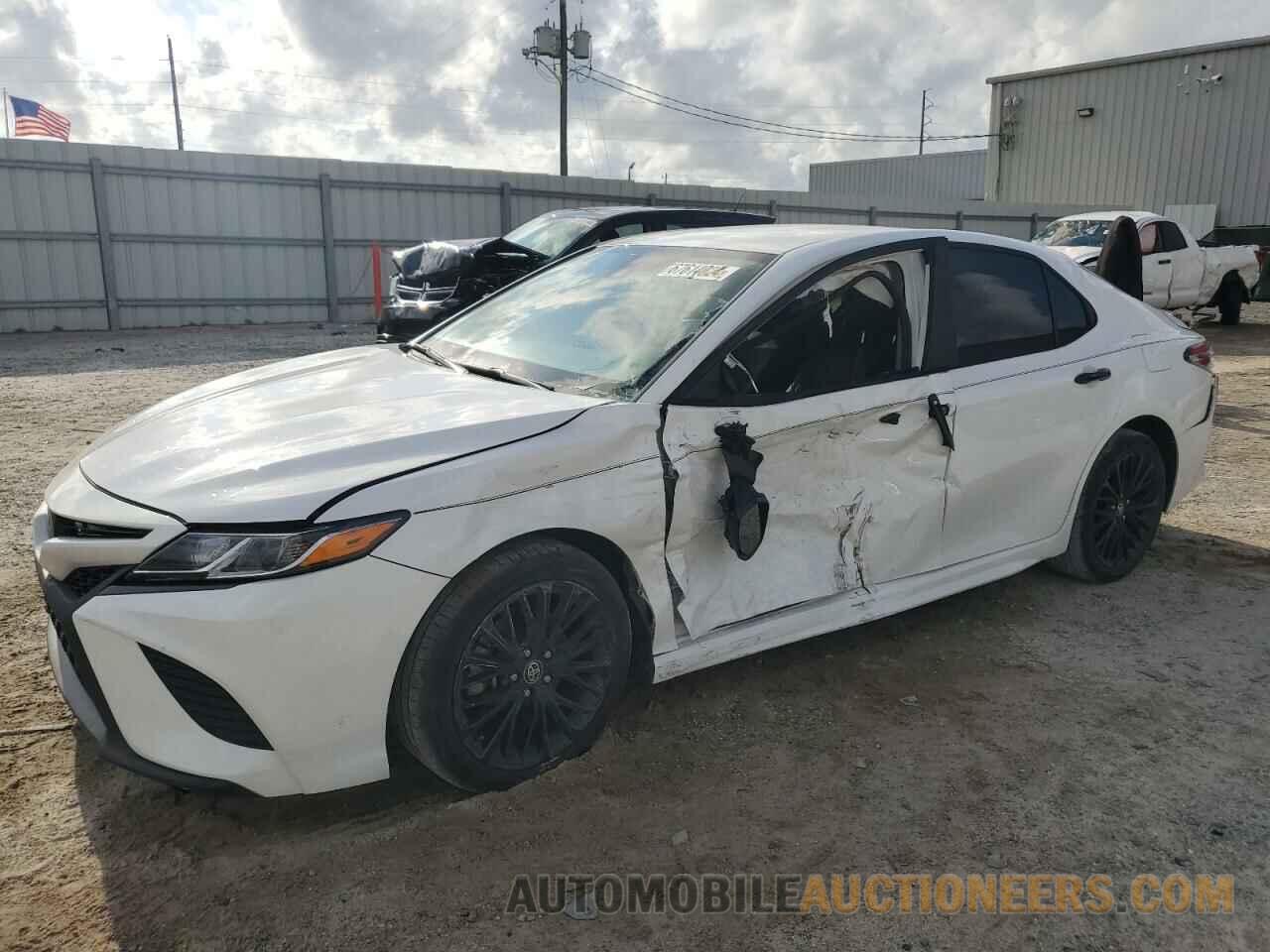 4T1G11AK6LU400509 TOYOTA CAMRY 2020