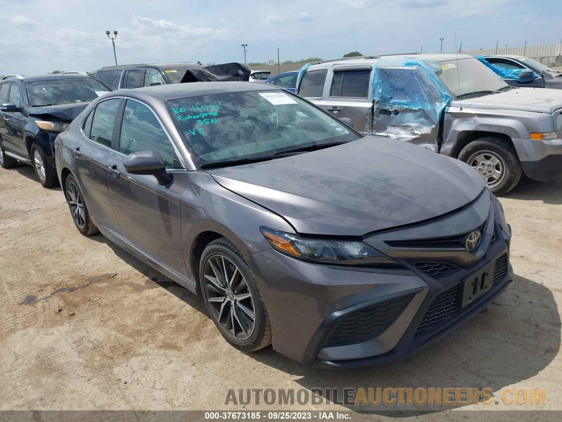 4T1G11AK6MU410569 TOYOTA CAMRY 2021