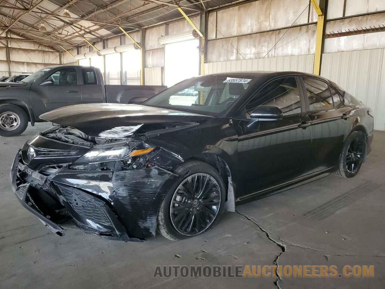 4T1G11AK6MU411320 TOYOTA CAMRY 2021