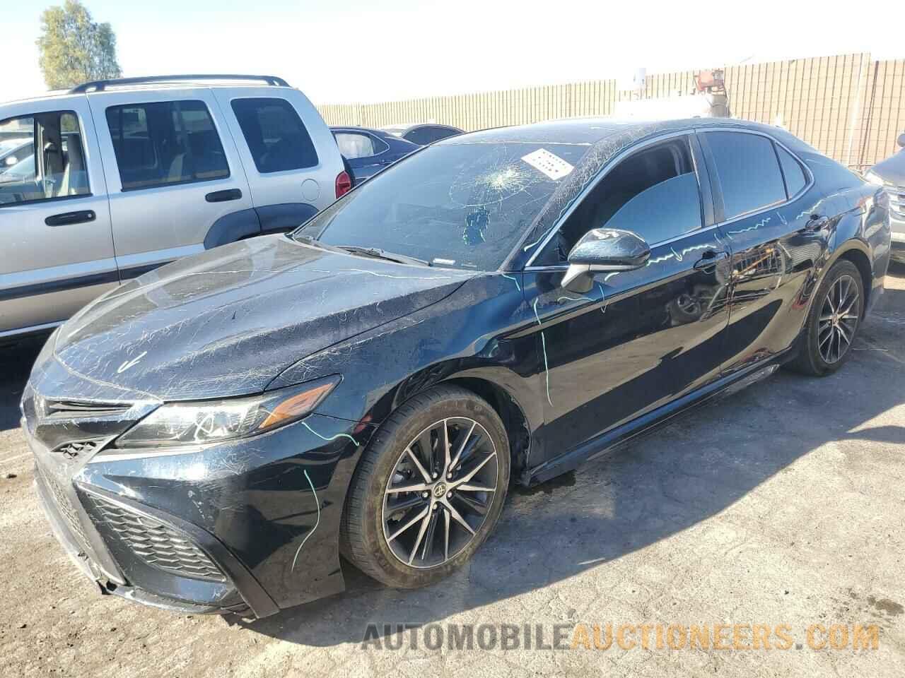 4T1G11AK6MU423032 TOYOTA CAMRY 2021