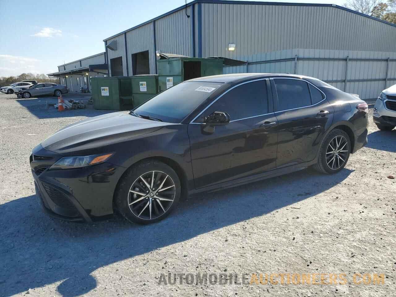 4T1G11AK6MU433219 TOYOTA CAMRY 2021