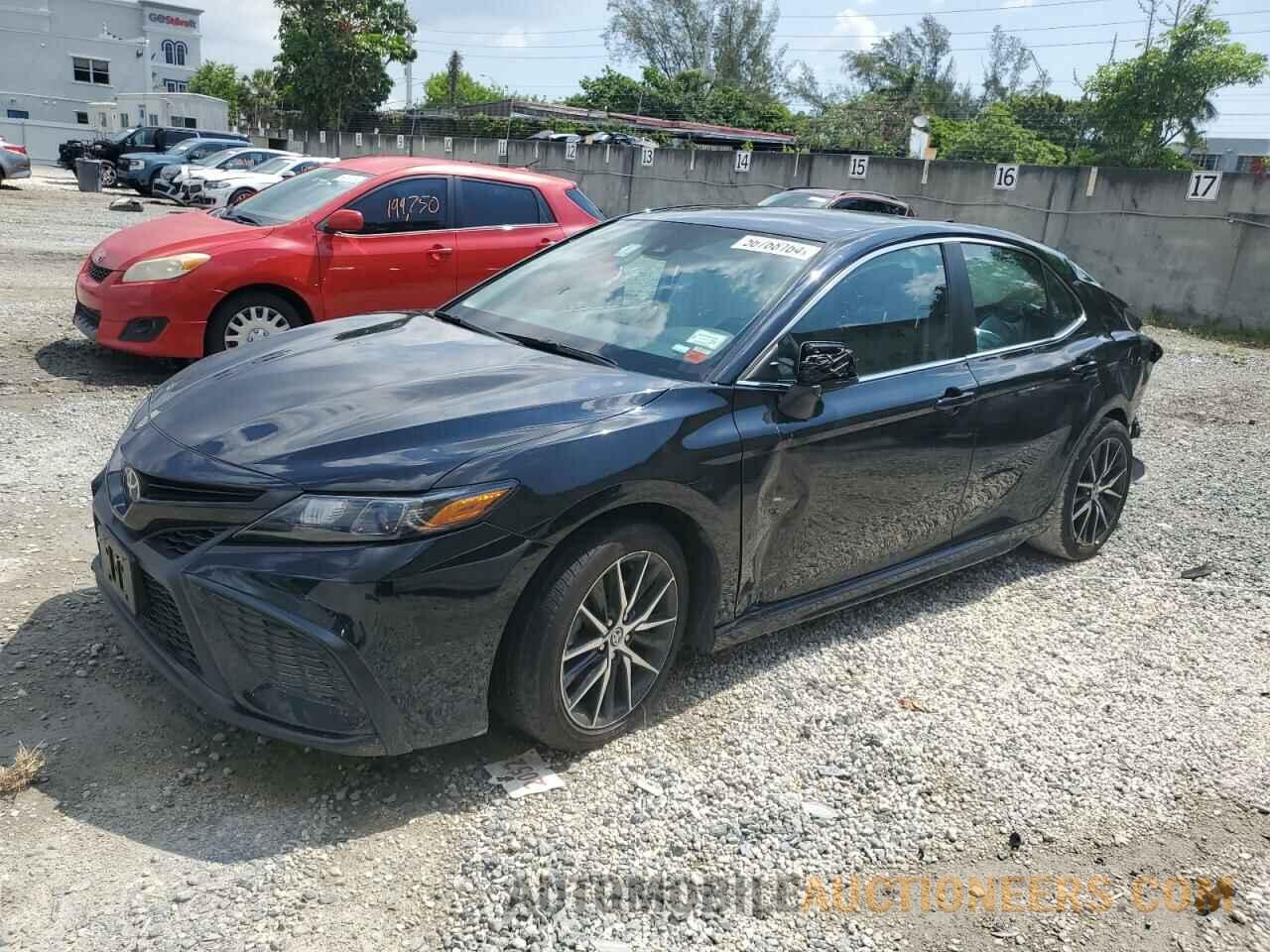 4T1G11AK6MU458380 TOYOTA CAMRY 2021