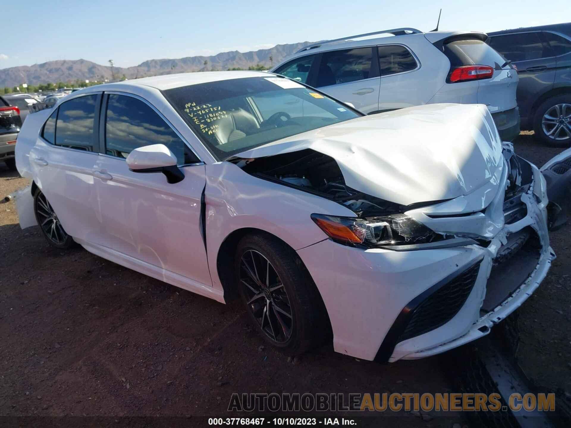 4T1G11AK6MU465751 TOYOTA CAMRY 2021