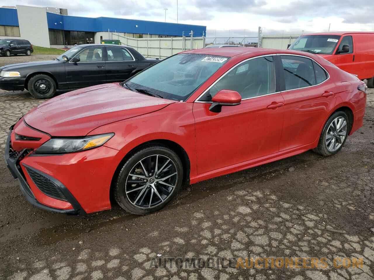 4T1G11AK6MU466768 TOYOTA CAMRY 2021