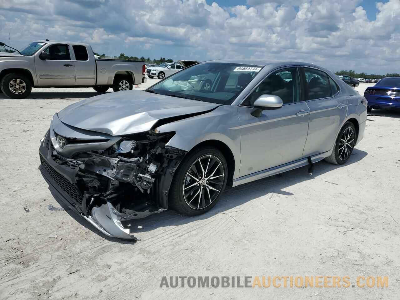 4T1G11AK6MU471694 TOYOTA CAMRY 2021