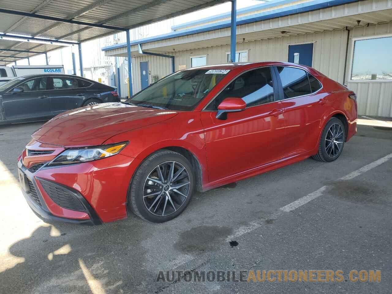 4T1G11AK6MU472019 TOYOTA CAMRY 2021