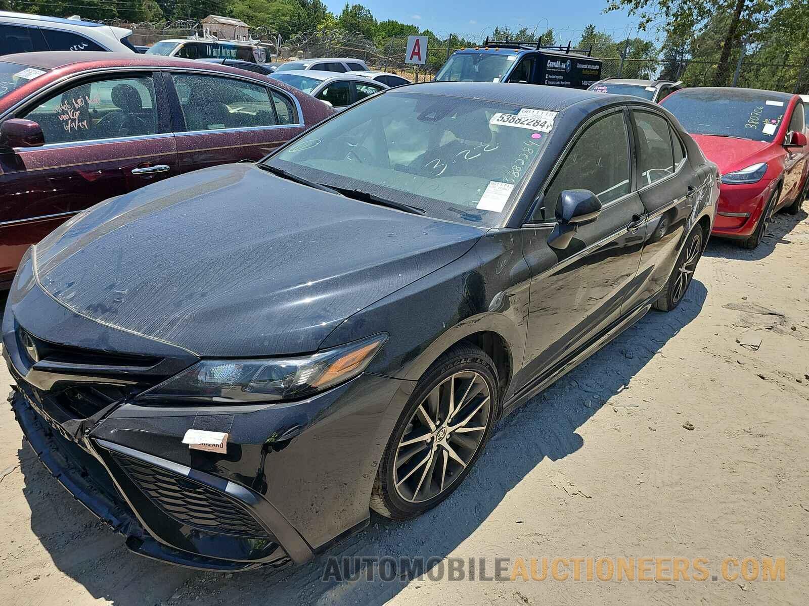 4T1G11AK6MU474496 Toyota Camry 2021