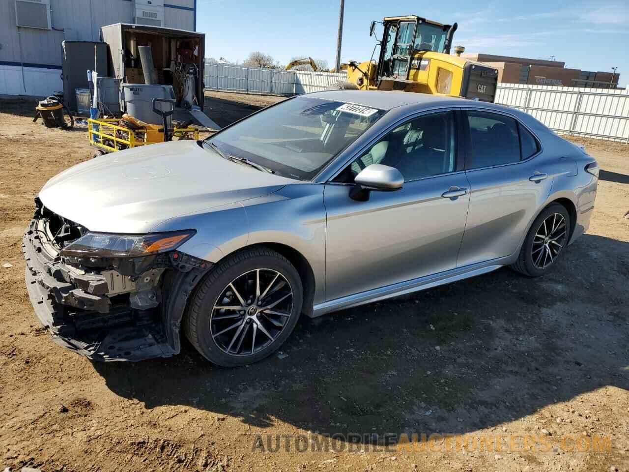 4T1G11AK6MU477737 TOYOTA CAMRY 2021