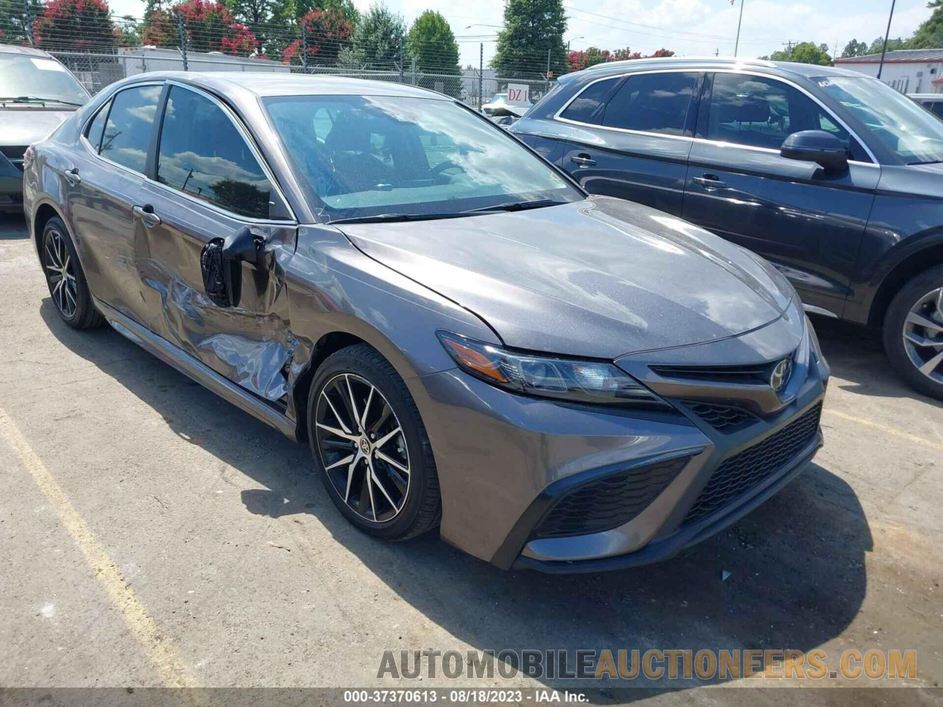 4T1G11AK6MU483277 TOYOTA CAMRY 2021